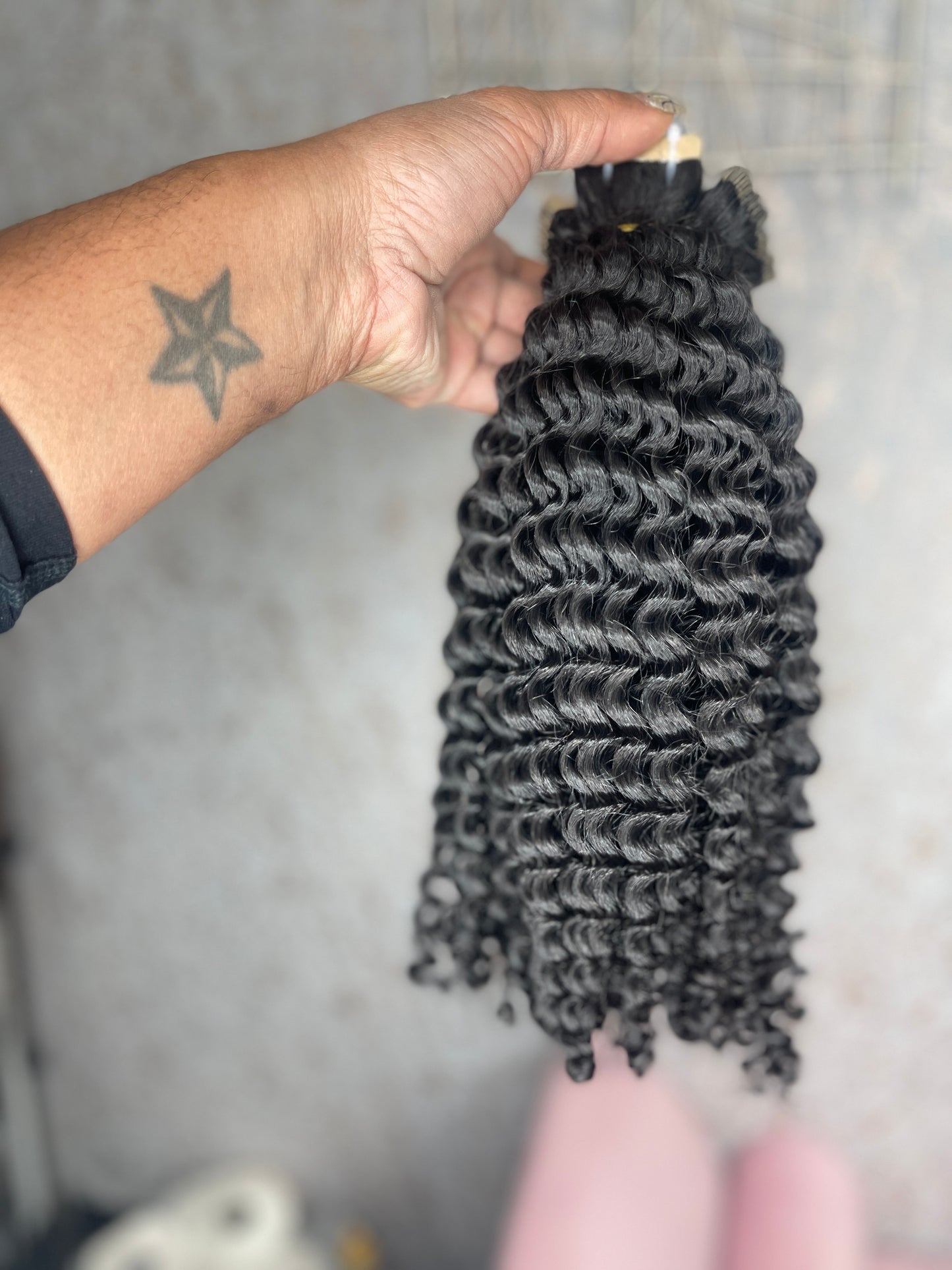 40 KINKY CURL TAPE-INS (100 grams)